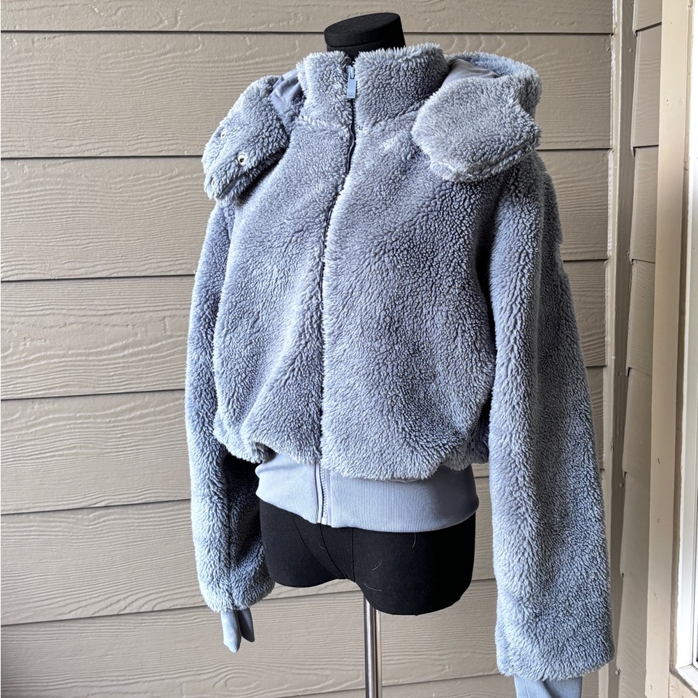 ALO Yoga Cozy Light Blue Teddy Jacket